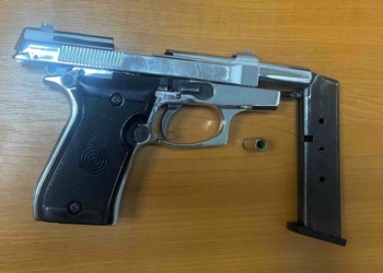 18 vjeçarit i konfiskohet arma pasi gjuajti në një aheng familjar