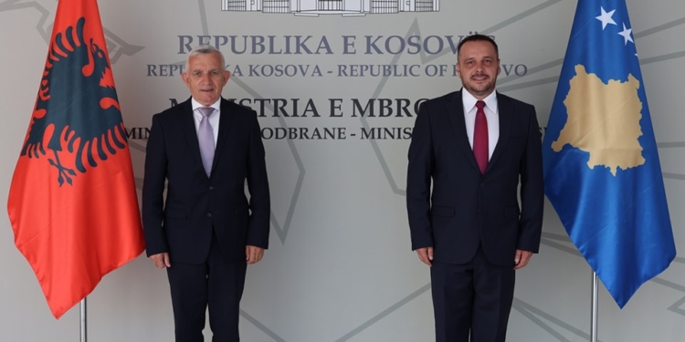 Maqedonci: Bashkëpunimi mes Kosovës e Shqipërisë, interes për paqen e sigurinë në rajon