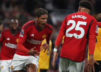 Manchester United “me shumë djersë” fiton ndaj Wolves