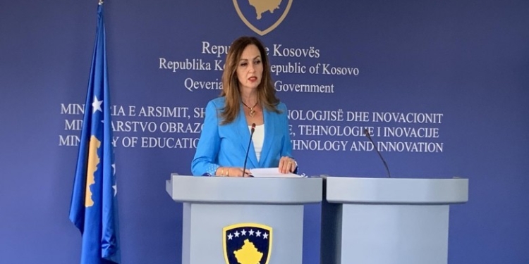 Nagavci: Viti i ri shkollor fillon më 1 shtator, detajet për shpërndarjen e teksteve në fund të javës