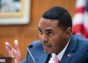 ​Torres: Dialogu i ndërmjetësuar nga BE ta trajtojë Kosovën me respektin që meriton si shtet sovran