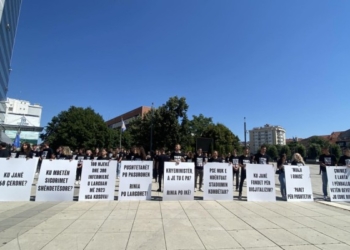 ​RDK: Në mandatin e Kurtit kanë ikur mbi 100 mijë të rinj nga vendi