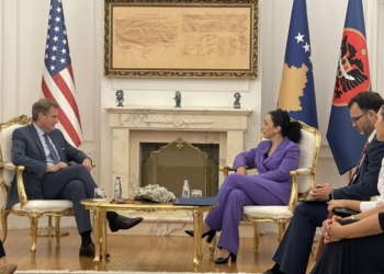 ​Osmani takon kongresmenin Mike Turner