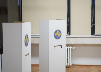 Shtyhet për tri ditë Udhëzimi administrativ për mbajtjen e zgjedhjeve në veri