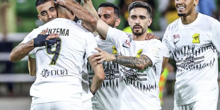 Al-Ittihad nis me fitore/ Asiston Benzema, luan edhe Kante