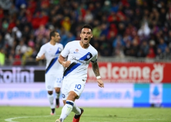 Inter me “dopio” fiton në udhëtim te Cagliari