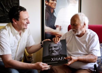 “Je mplak pak”, Kurti tregon momente nga biseda me artistin Xhevdet Xhafa