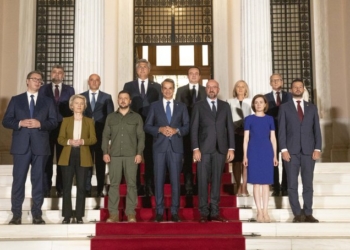 Kurti, Vuçiq, Zelensky – Del fotografia e përbashkët me rastin e 20-vjetorit të Samitit të Selanikut