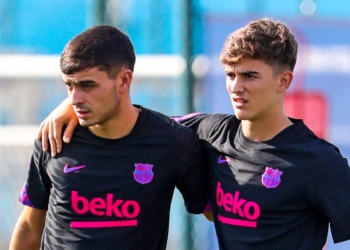 Mesfushori i Barçës i mbyll derën PSG-së: E shoh të pamundur largimin nga ky klub