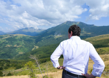 Kurti tregon koston për rrugën Prizren-Tetovë dhe detaje tjera