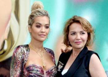 Për rastin me flamurin serb, reagon edhe nëna e Rita Orës