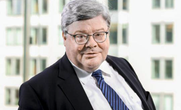 Eurodeputeti gjerman: Masat e BE-së nuk janë fer, nuk është dashur t’i vihen Kosovës