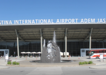 Aeroporti “Adem Jashari” regjistron 400 mijë qytetarë gjatë muajit korrik