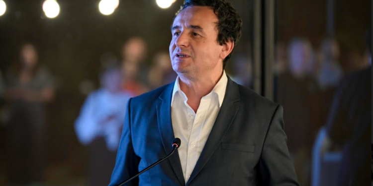 Kurti mirëpriti mërgimtarët në shënim të Ditës së Diasporës