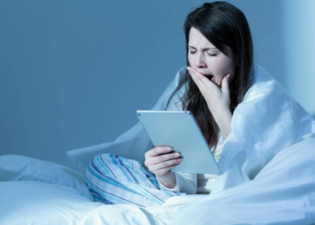 Studimet e reja tregojnë se sa e rrezikshme është pagjumësia