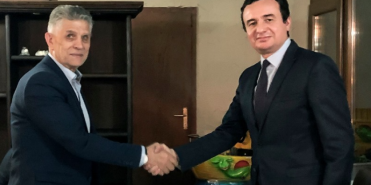 Kurti pranon letër falënderimi nga Sulejman Ugljanin