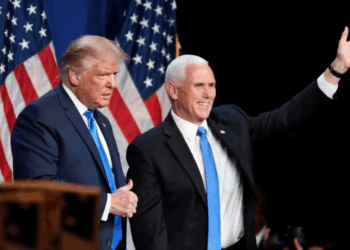 Ish-zëvendëspresidenti Pence mund të dëshmojë në gjyq kundër Trumpit