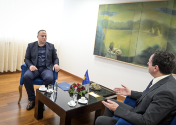 Kurti takohet me kryesuesin e KGJK-së, flasin për reformat në drejtësi dhe gjykatën në Mitrovicë të Veriut