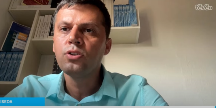 Kryetari i Këshillit të Prindërve: I bëjmë thirrje Ministrisë që të bëjë blerjen dhe shpërndarjen e librave