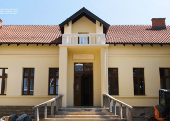 Restaurimi i gjimnazit të parë të Ferizajt afër përfundimit, pas zjarrit masiv në mars