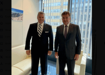 Lajçak thotë se me Escobarin pati një diskutim të thelluar mbi dialogun