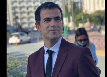 Qeveria shkarkon Bujar Ejupin nga pozita e drejtorit të Autoritetit të Aviacionit Civil