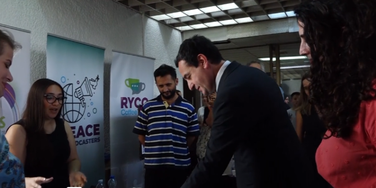 Kurti viziton “Panairin e Rinisë”