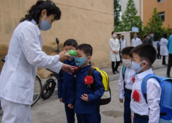 Koreja e Veriut heq ndalesën e pandemisë, lejon qytetarët të kthehen në shtet