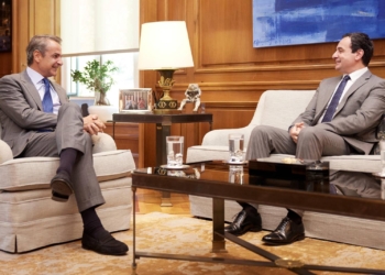 Kurti fton kryeministrin grek për vizitë dhe për më shumë investime në Kosovë