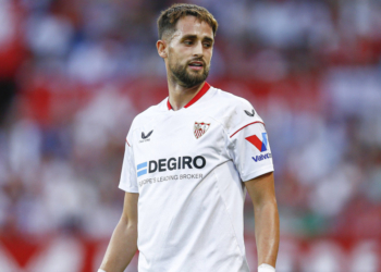 Januzaj nuk “sheh dritë në fund të tunelit”, stërvitet i vetmuar pa asnjë ofertë në horizont