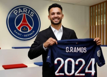 Ramos firmos me Parisin