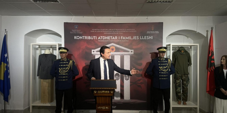 Ekspozitë për nder të familjes Lleshi, Kurti: Liria e pavarësia i ka rrënjët në gjakun e dëshmorëve