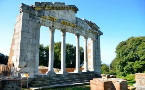 Apolonia, atraksion gjithnjë e më i dëshiruar nga turistët e vizitorët