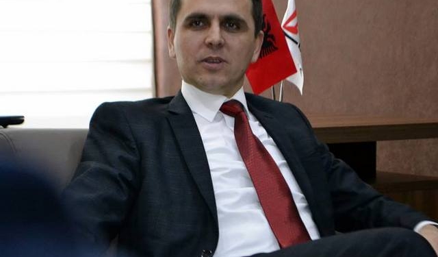 Kasami: Fronti i bashkuar opozitar përkrahet nga Albin Kurti