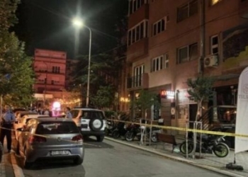 Lirohen nga paraburgimi dy nga të dyshuarit për vrasjen e 4 gushtit në “Bon Vivant”