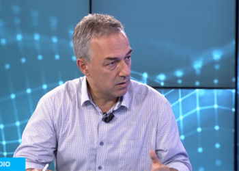 Abdullahu thotë se sot do të duhej të shkarkohej ministrja Hajdari