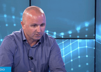 Uka: Peticioni për largimin e kryetarëve është ide e gabuar, të caktohet data e zgjedhjeve siç e kërkon ShBA