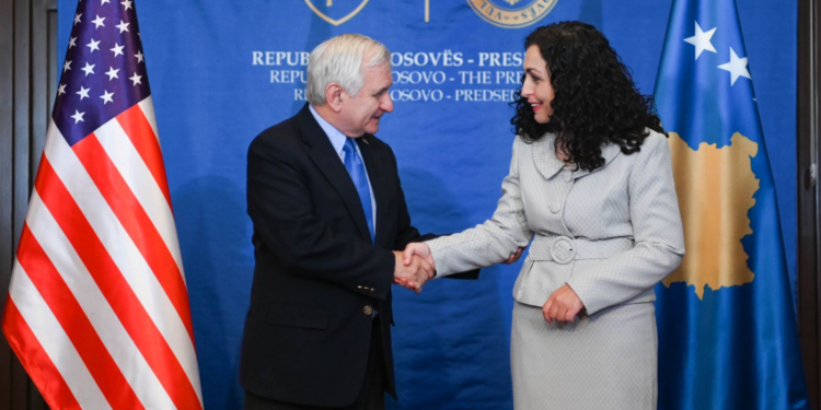 Osmani në takim me delegacionin amerikan potencon synimin e Kosovës për anëtarësim në NATO, KiE dhe BE