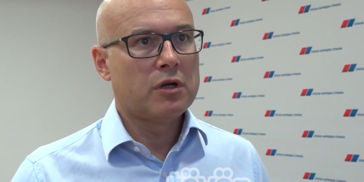 Kërcënimet e Serbisë me luftë, paralajmërohet skenar i rrezikshëm për Ballkanin