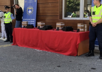 SHBA jep 250 kamera trupi për policët