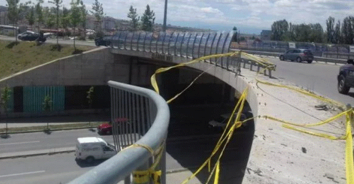 Vdes 17-vjeçari që u lëndua në aksidentin te rrethrrotullimi në Prishtinë