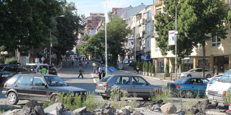 Shënohen grafite me përmbajtje përçarëse në Mitrovicë