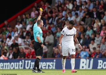 Kartoni në ndeshjen hapëse të Premier League e fut në telashe, Paqueta në hetim për baste