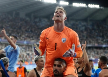 Bayern identifikon pasuesin e Sommer, akord pesëvjeçar me një izraelit