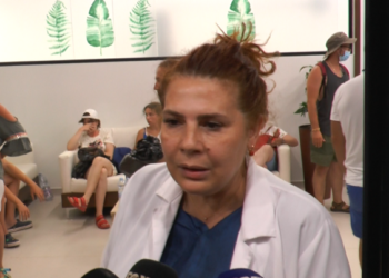 Dhjetëra pushues polak janë helmuar në Vlorë