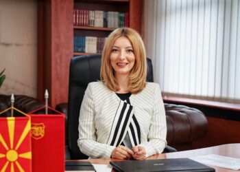 Kryetarja e Shkupit kërkon që të anulohet emërtimi i rrugës “Adem Demaqi”