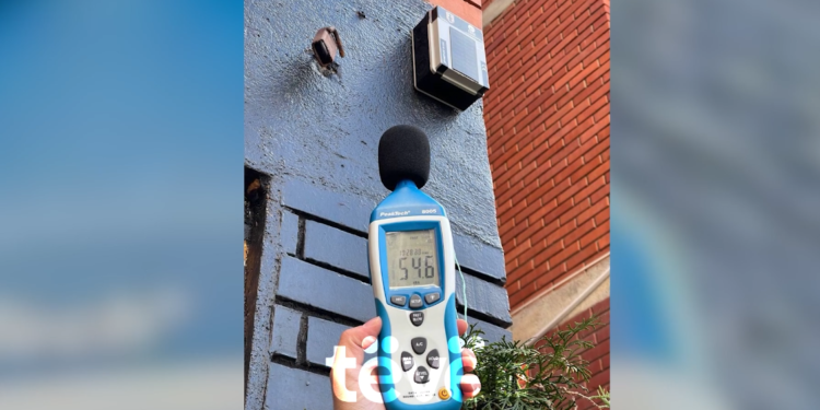 Si e pritën gastronomët vendosjen e matësit të decibelëve?