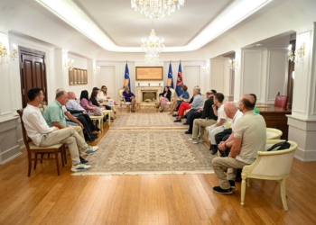 Osmani priti sot në takim Komitetin Paralimpik të Kosovës, të cilin e uroi për pranimin në Komitetin Paralimpik Evropian