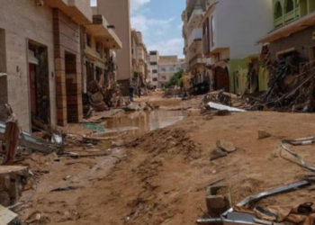 Mbi 5 mijë persona supozohen të vdekur pasi përmbytjet thyen digat dhe rrënuan shtëpitë në Libi