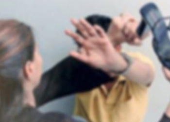 Rrahu djalin e saj, gruaja nga Malisheva dërgohet për trajtim në repartin e psikiatrisë në Gjakovë